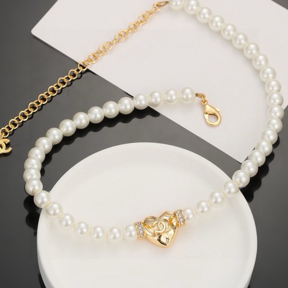 Chanel necklace - Picture 3 of 5
